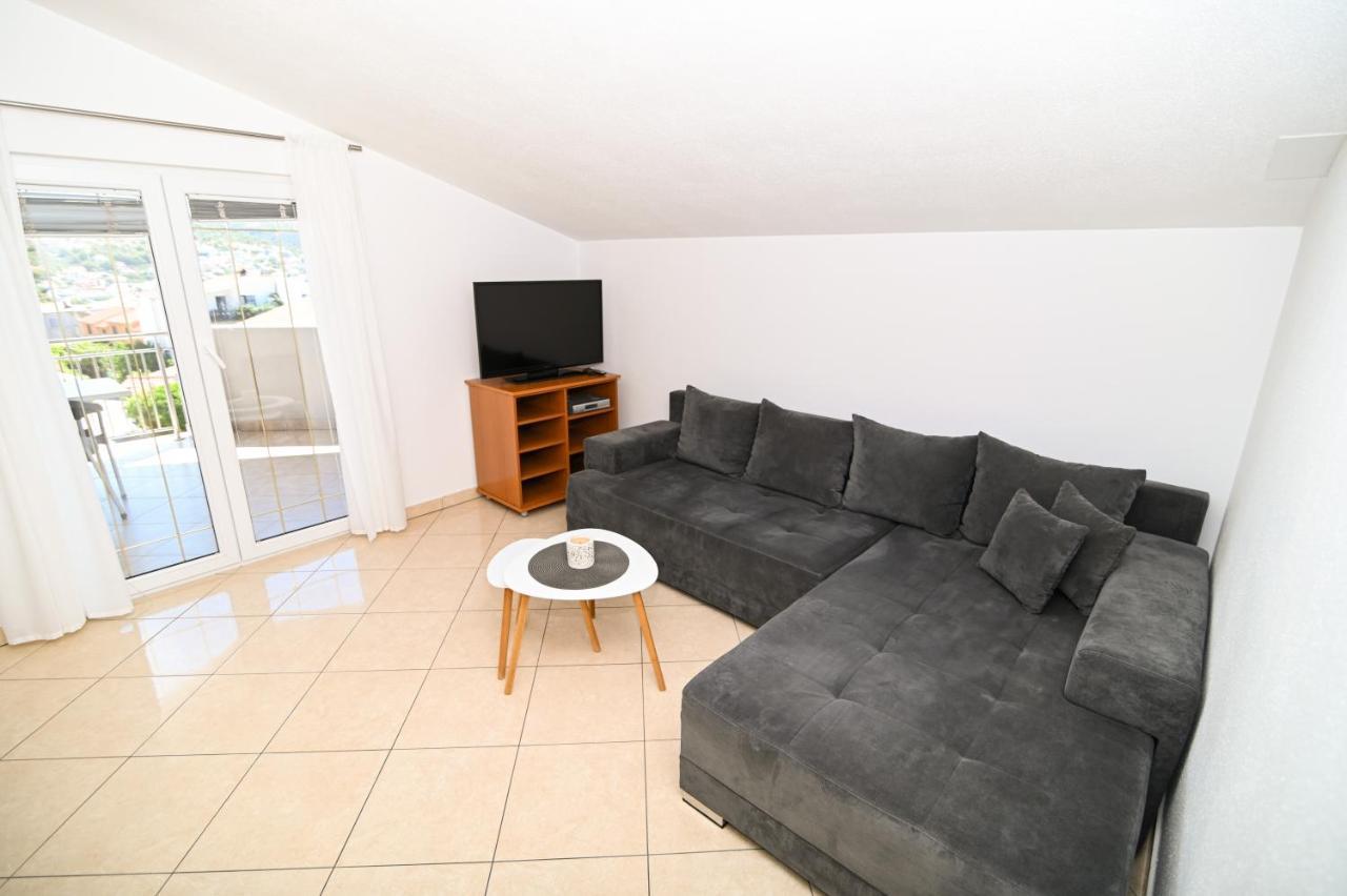 Apartmani Adria 特罗吉尔 外观 照片