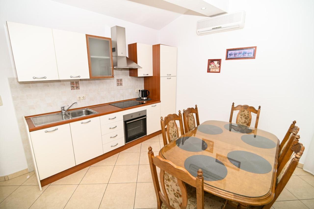 Apartmani Adria 特罗吉尔 外观 照片