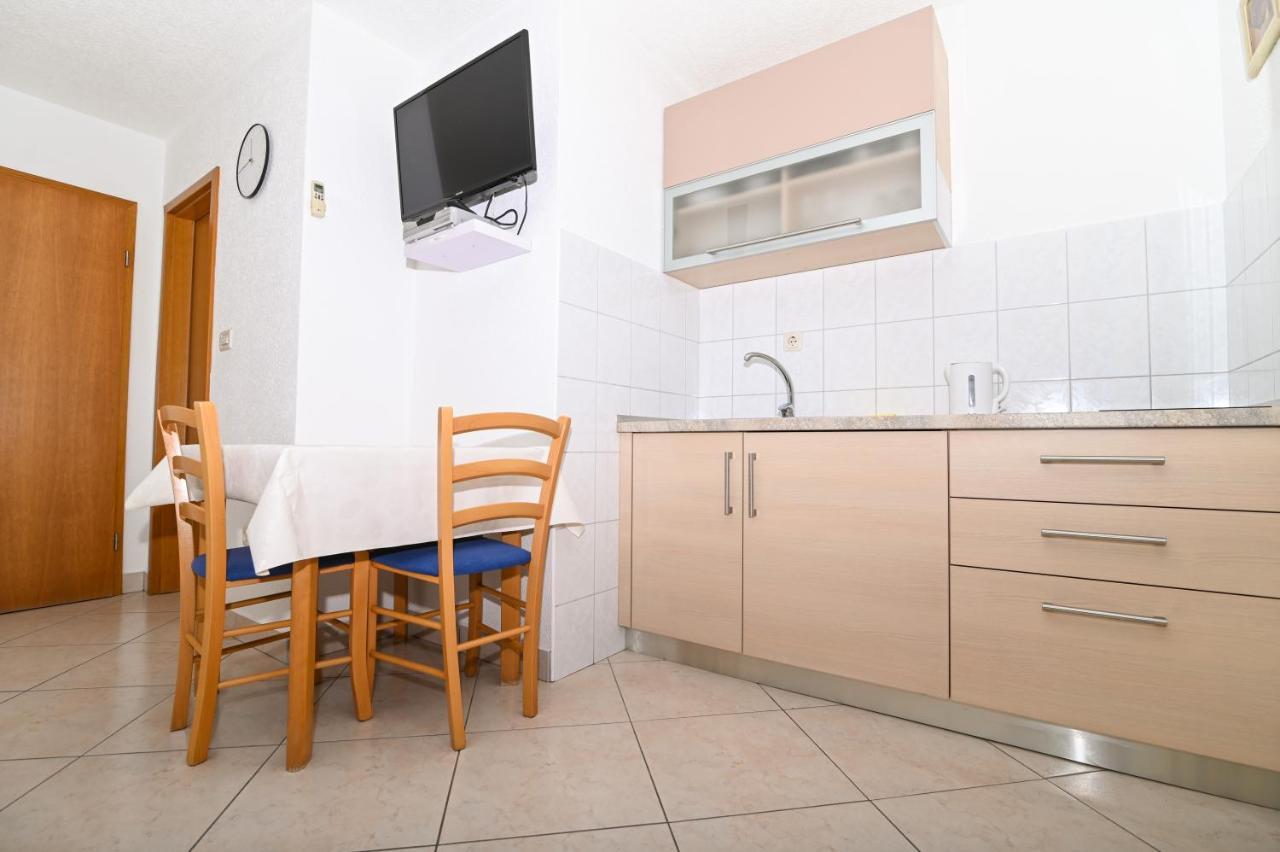 Apartmani Adria 特罗吉尔 外观 照片