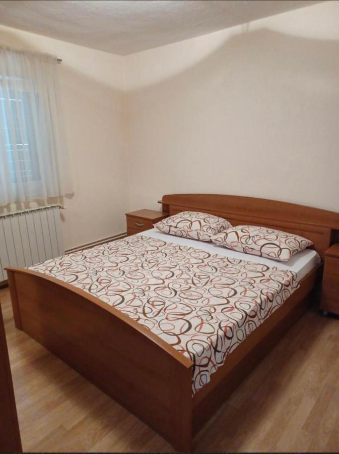 Apartmani Adria 特罗吉尔 外观 照片